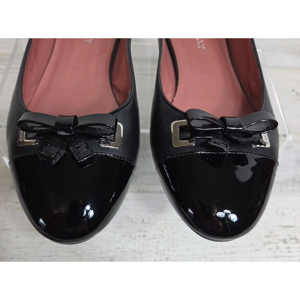 Bally Sofye Black Leather Ballet Flats Cap Toe Bow Shoes Womens size 6.5 E.U. 37 - Picture 2 of 10